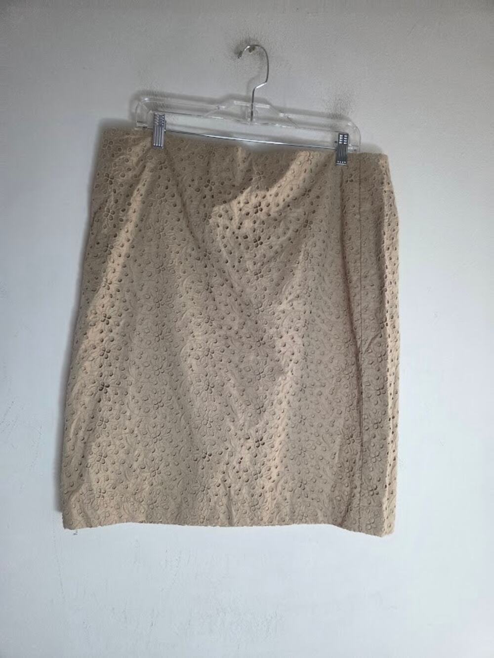 NWOT Talbots Cream Open Eyelet 100% Cotton Knee Length Straight Skirt size  16